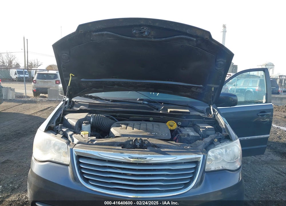 2013 CHRYSLER TOWN & COUNTRY TOURING VIN: 2C4RC1BG4DR781521