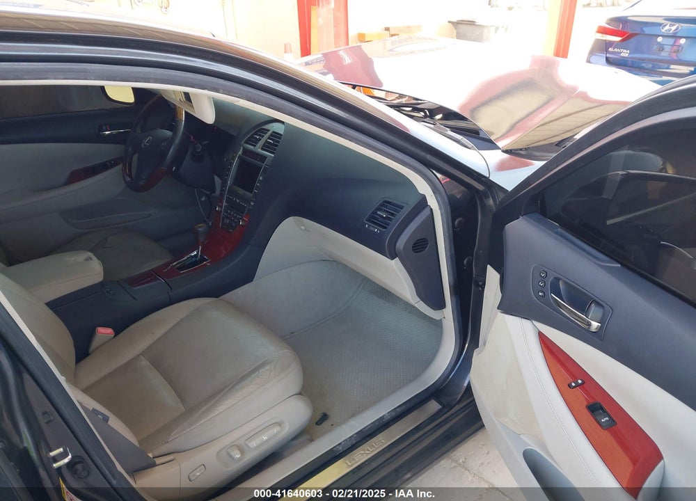 2009 LEXUS ES 350 VIN: JTHBJ46GX92318967