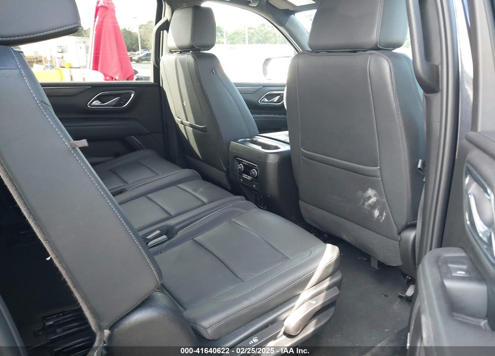 2023 CHEVROLET SUBURBAN 4WD LT VIN: 1GNSKCKD7PR390516