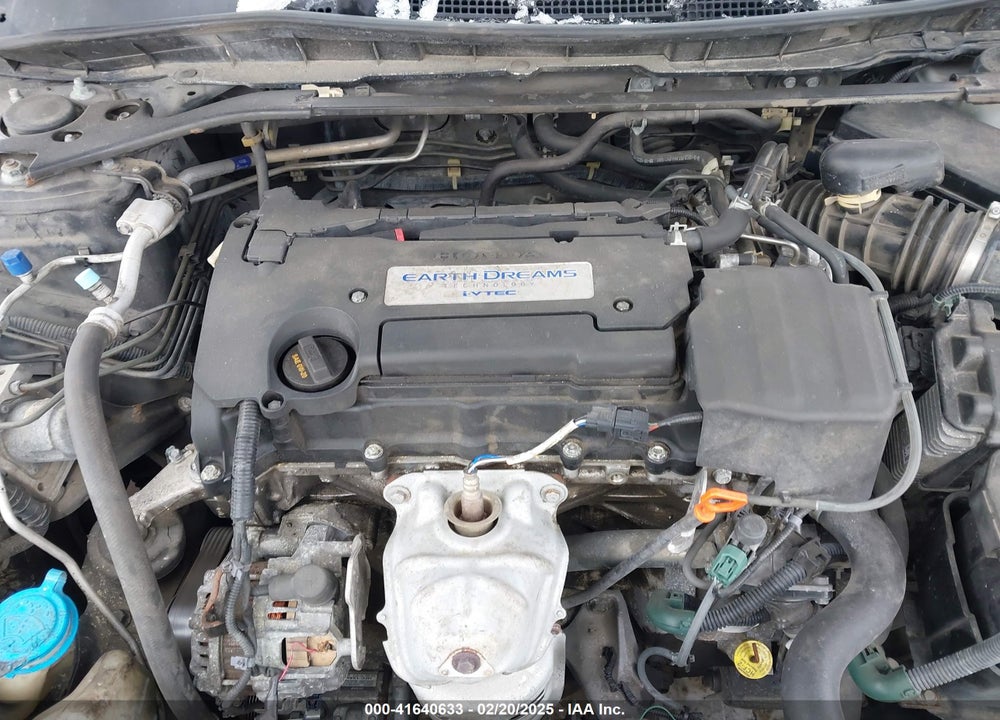2015 HONDA ACCORD VIN: 1HGCR2F59FA208562