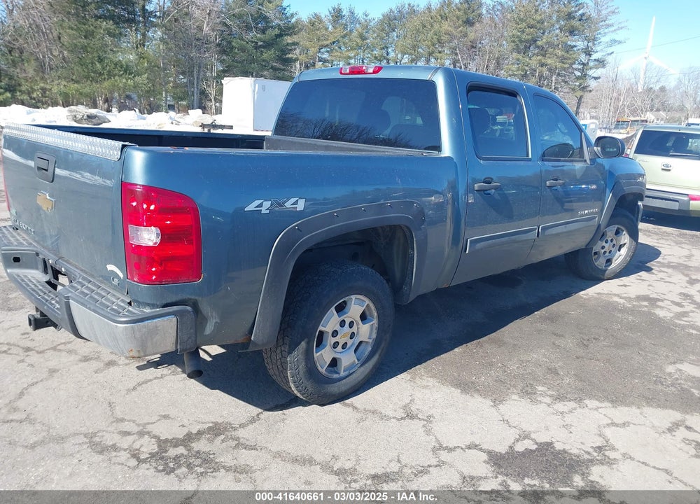 2011 CHEVROLET SILVERADO 1500 VIN: 3GCPKREA0BG178357
