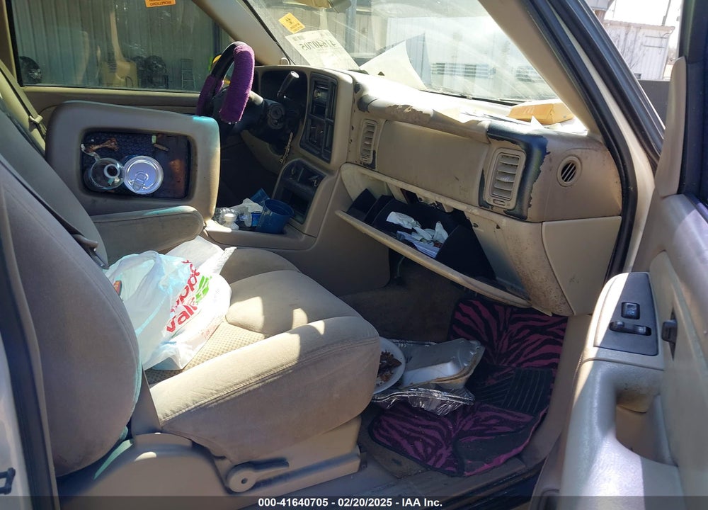 2003 CHEVROLET SUBURBAN 1500 LS VIN: 3GNEC16Z83G177914