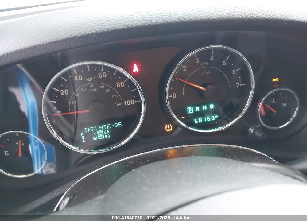 2016 JEEP WRANGLER UNLIMITED SAHARA VIN: 1C4BJWEG2GL170268