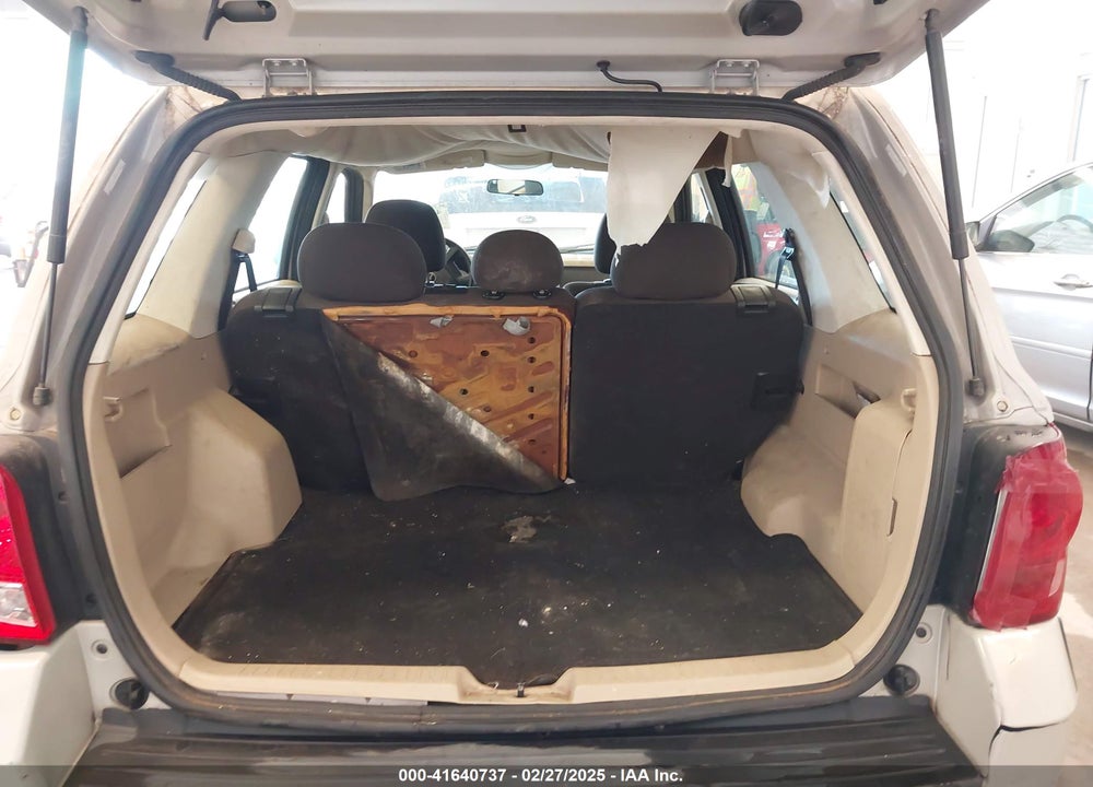 2008 MAZDA TRIBUTE VIN: 4F2CZ02Z88KM07353