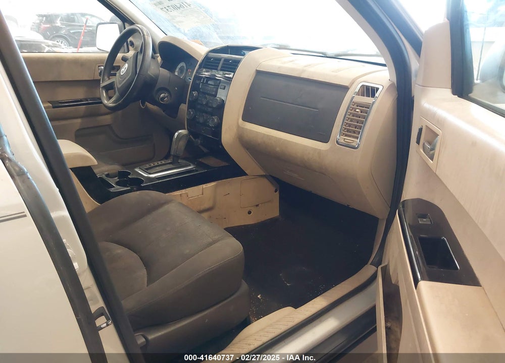2008 MAZDA TRIBUTE VIN: 4F2CZ02Z88KM07353