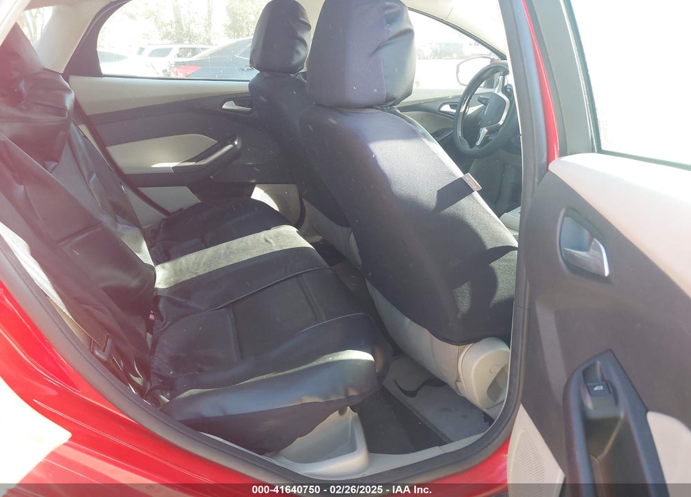 2013 FORD FOCUS VIN: 1FADP3K20DL267548