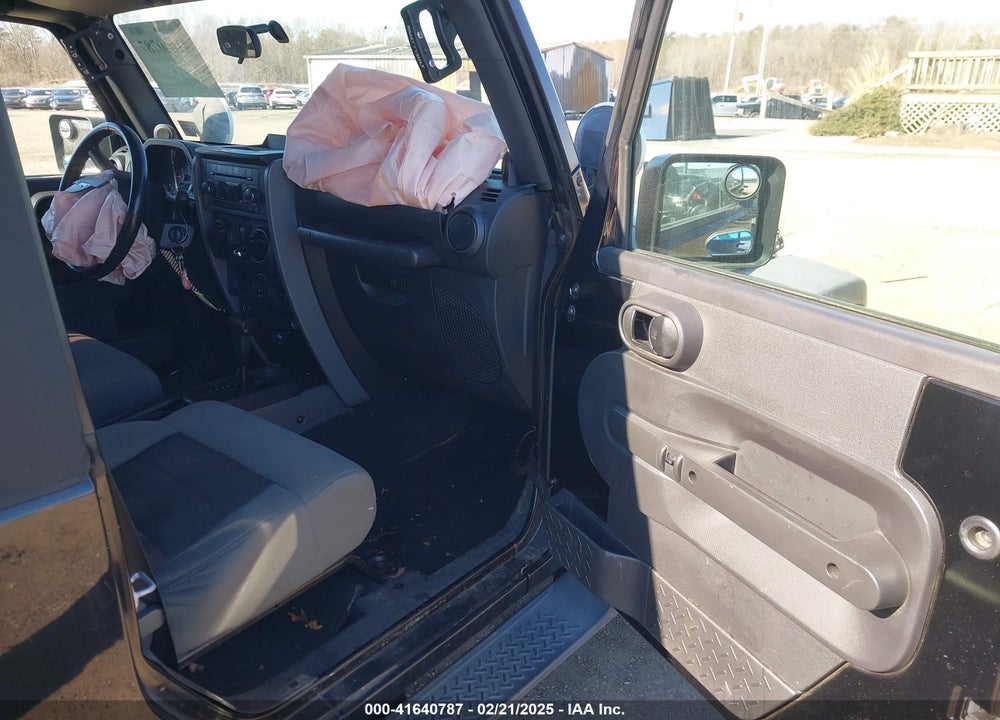 2008 JEEP WRANGLER X VIN: 1J4FA24198L653551