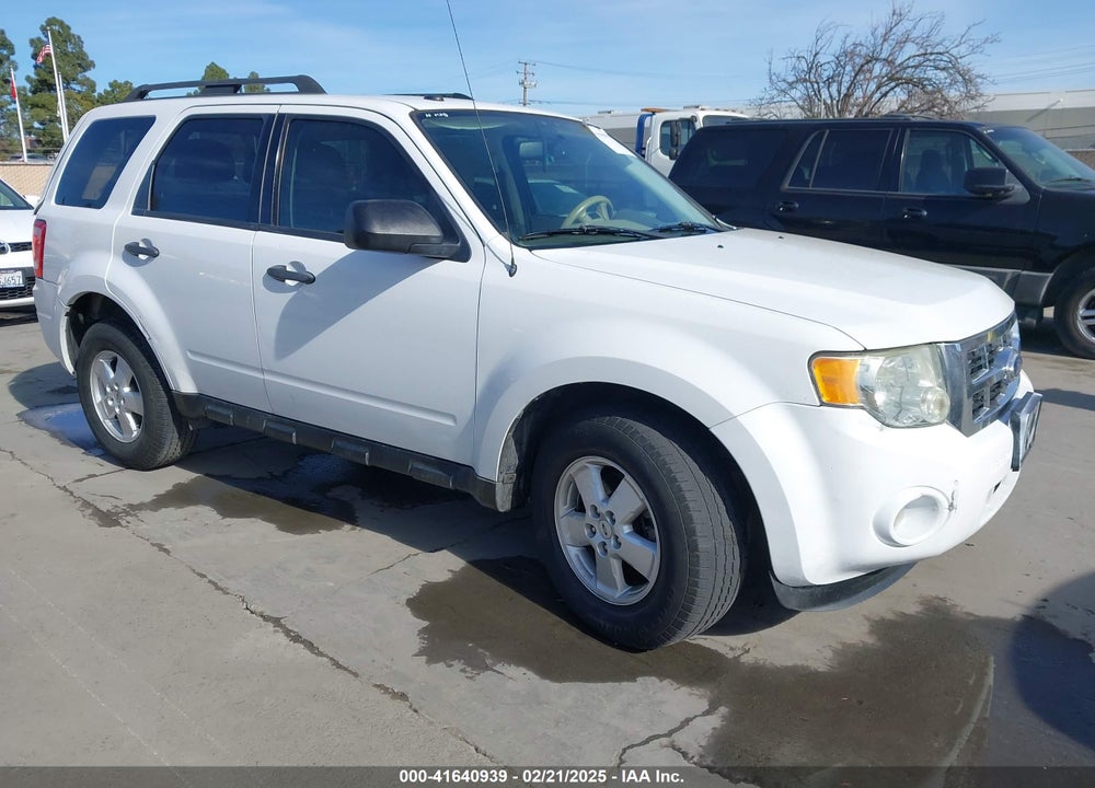 2011 FORD ESCAPE XLT VIN: 1FMCU9D70BKB34152