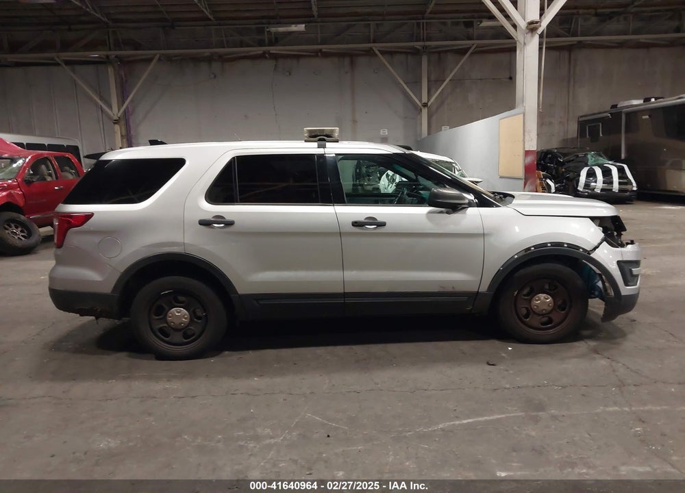 2016 FORD POLICE INTERCEPTOR VIN: 1FM5K8AR2GGC06039