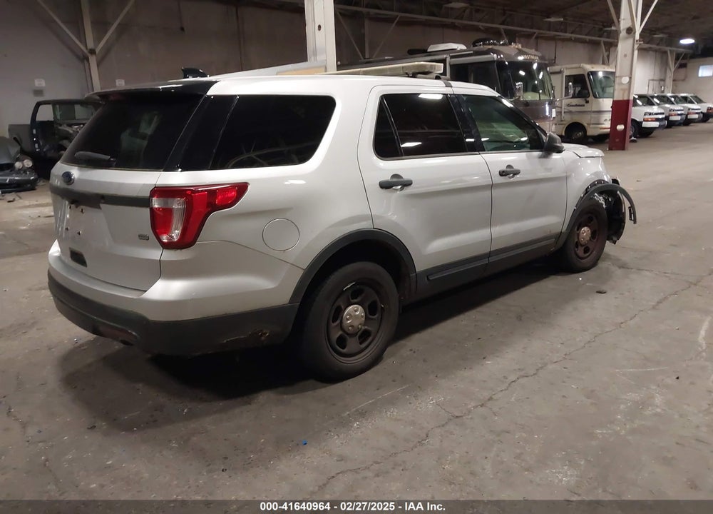 2016 FORD POLICE INTERCEPTOR VIN: 1FM5K8AR2GGC06039