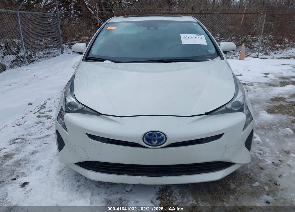 2018 TOYOTA PRIUS VIN: JTDKARFU9J3054742
