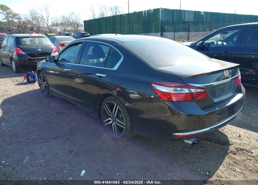 2017 HONDA ACCORD SEDAN VIN: 1HGCR2F17HA040775