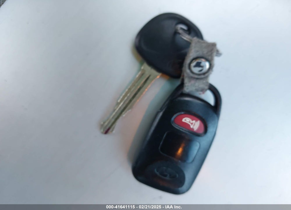 2013 HYUNDAI ELANTRA VIN: KMHDH4AE6DU877355