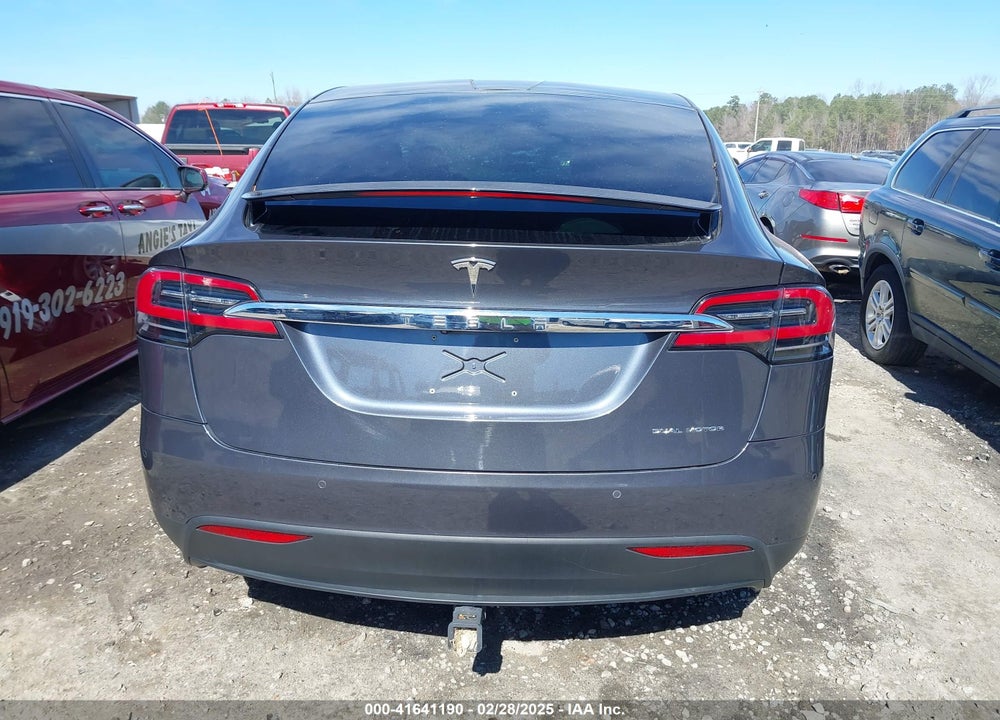 2020 TESLA MODEL X VIN: 5YJXCBE23LF233601