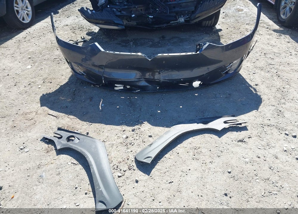2020 TESLA MODEL X VIN: 5YJXCBE23LF233601