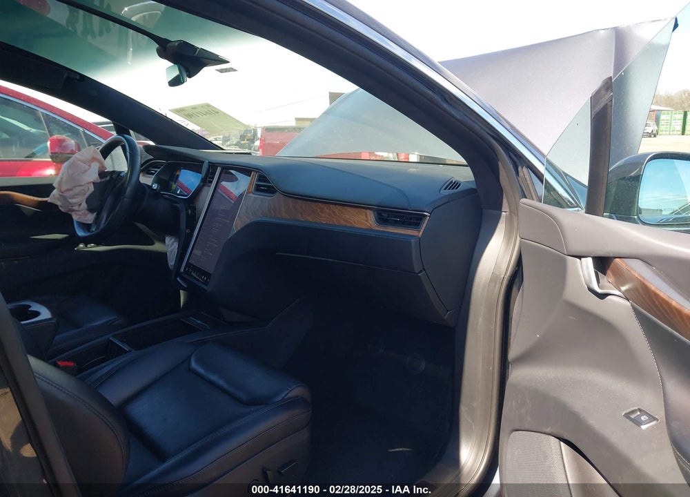 2020 TESLA MODEL X VIN: 5YJXCBE23LF233601