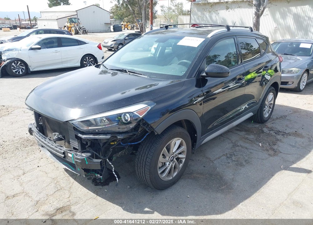 2017 HYUNDAI TUCSON VIN: KM8J33A49HU437669