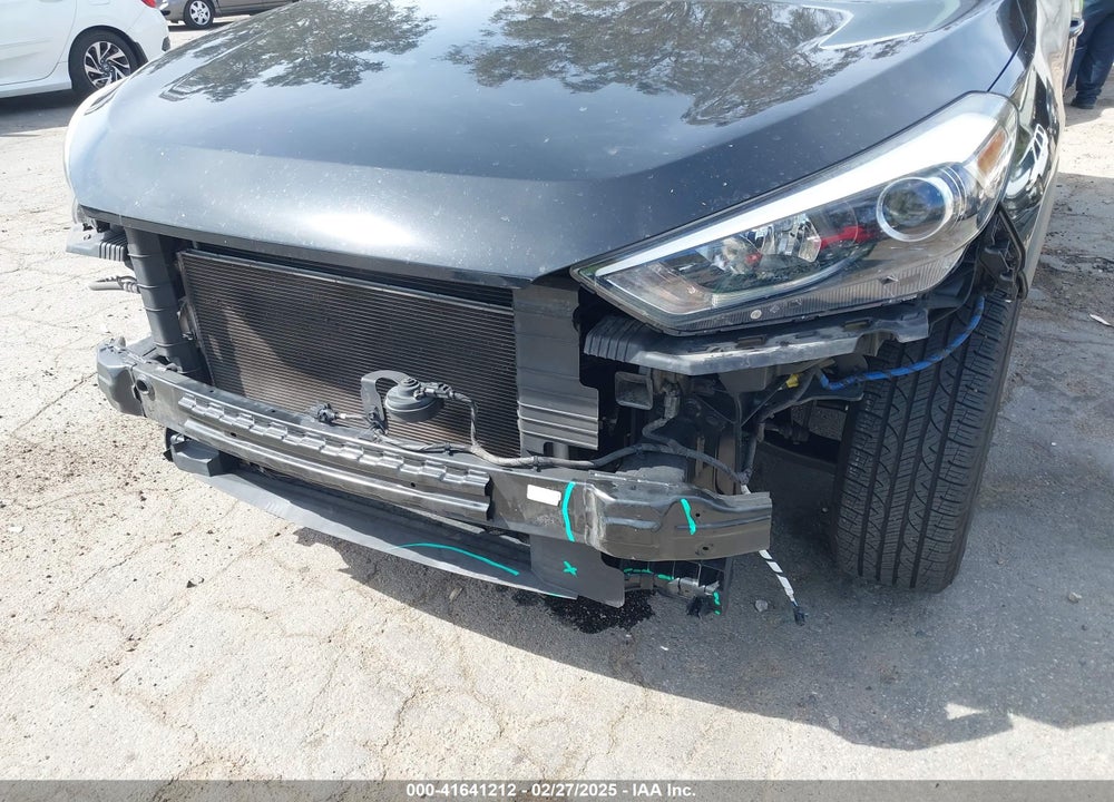 2017 HYUNDAI TUCSON VIN: KM8J33A49HU437669