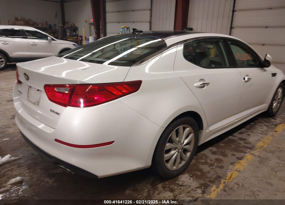 2015 KIA OPTIMA EX VIN: 5XXGN4A76FG413177