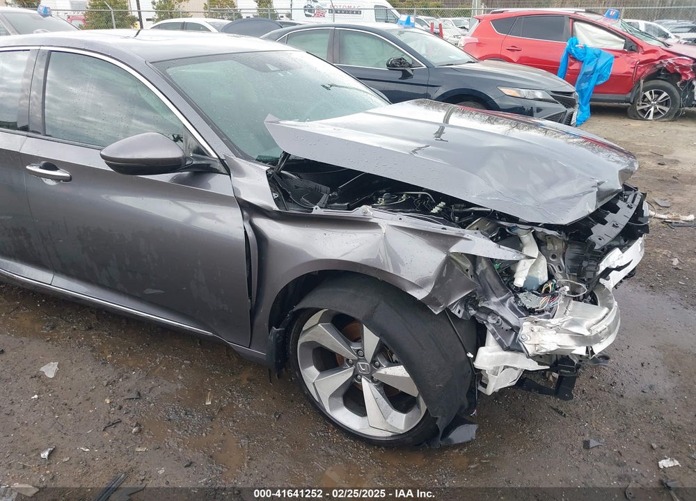 2019 HONDA ACCORD VIN: 1HGCV2F9XKA018665