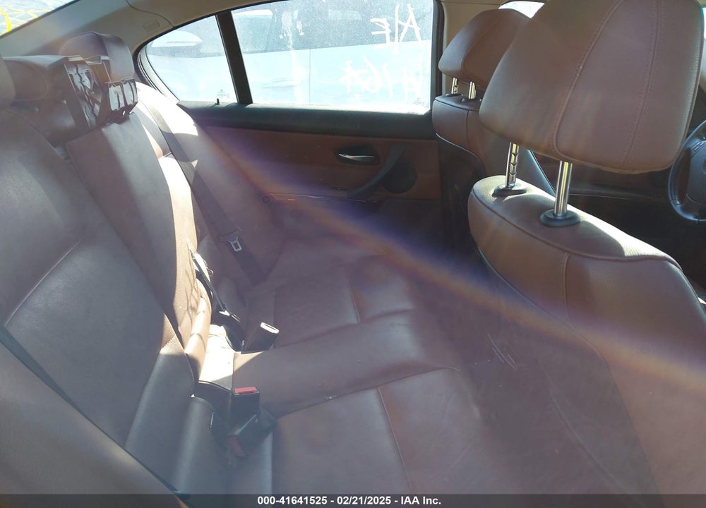2008 BMW 335XI VIN: WBAVD53528A284457