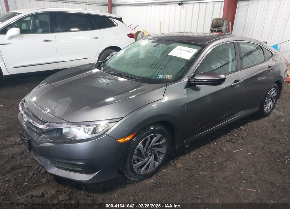 2018 HONDA CIVIC VIN: 2HGFC2F73JH597127