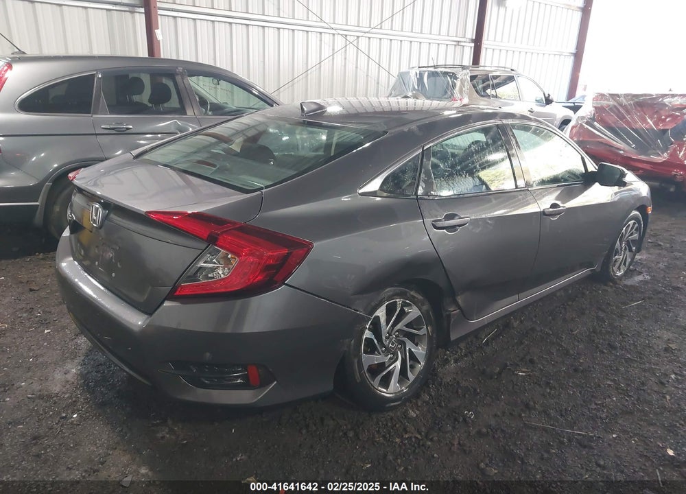 2018 HONDA CIVIC VIN: 2HGFC2F73JH597127