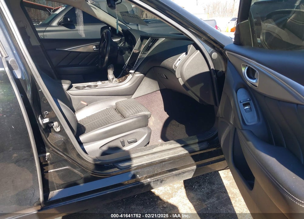 2018 INFINITI Q50 VIN: JN1EV7AR5JM611135