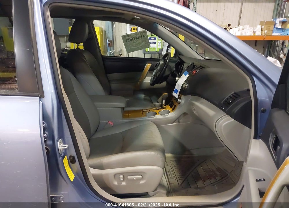 2009 TOYOTA HIGHLANDER HYBRID LIMITED VIN: JTEEW44A592026718