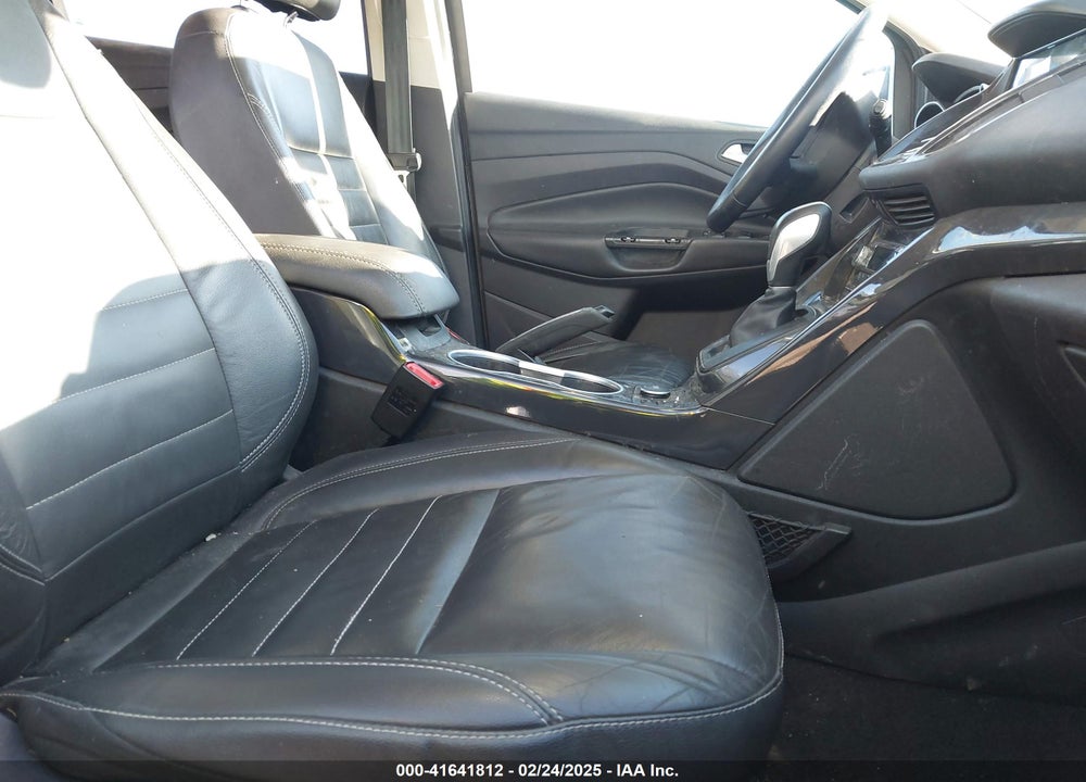 2016 FORD ESCAPE VIN: 1FMCU9J91GUA72102
