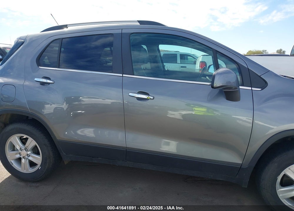 2020 CHEVROLET TRAX AWD LT VIN: 3GNCJPSB1LL259144