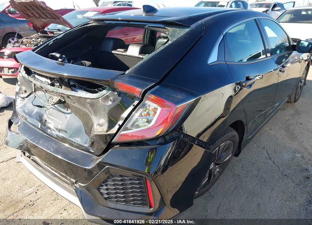 2018 HONDA CIVIC VIN: SHHFK7H74JU432638