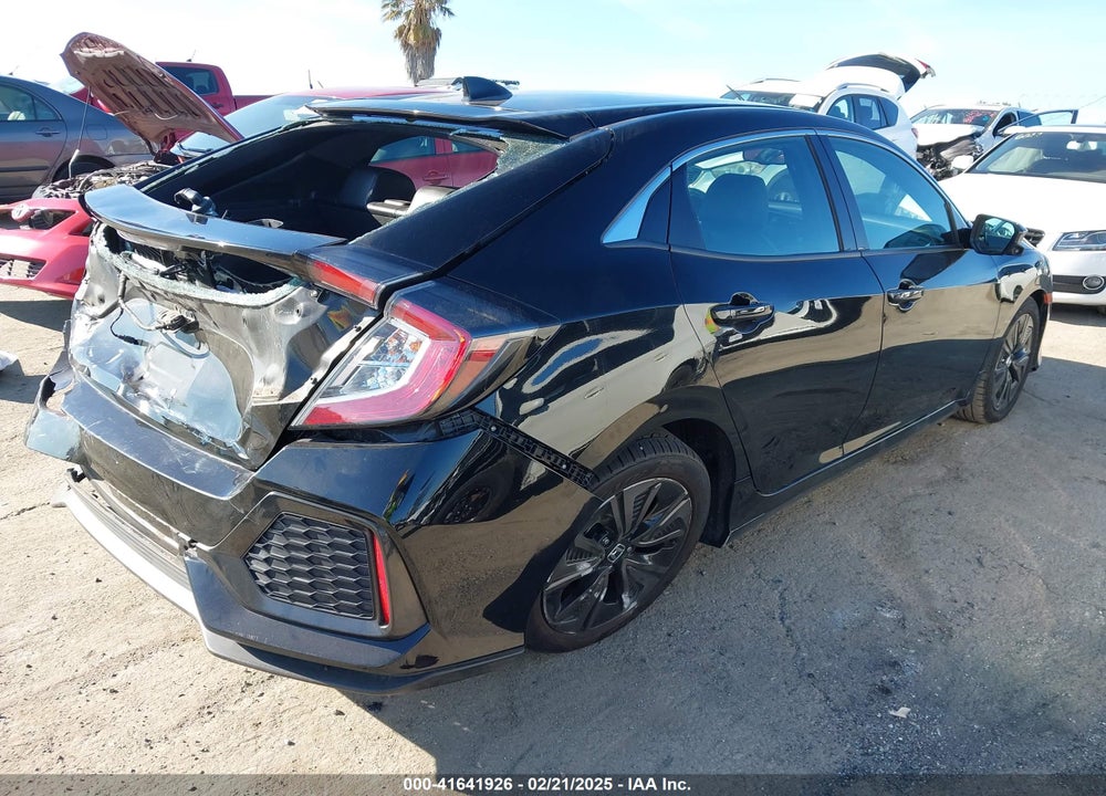 2018 HONDA CIVIC VIN: SHHFK7H74JU432638