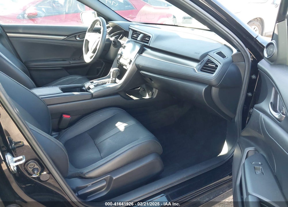 2018 HONDA CIVIC VIN: SHHFK7H74JU432638