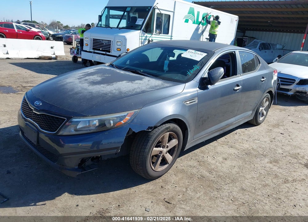 2015 KIA OPTIMA VIN: KNAGM4A77F5532294