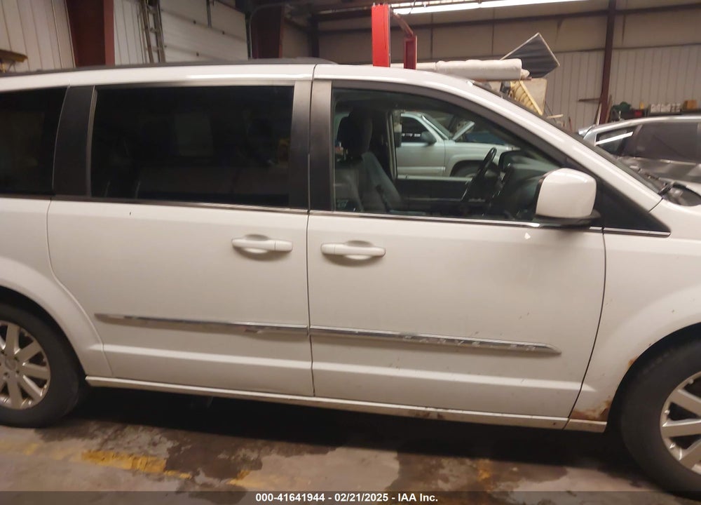 2015 CHRYSLER TOWN & COUNTRY TOURING VIN: 2C4RC1BG9FR583519