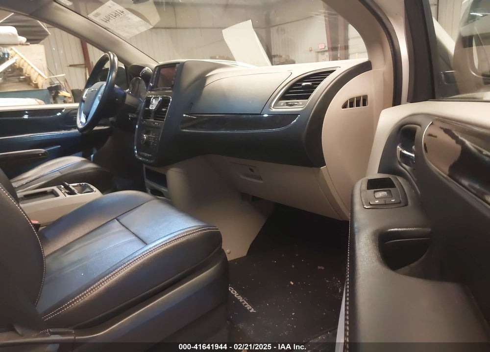 2015 CHRYSLER TOWN & COUNTRY TOURING VIN: 2C4RC1BG9FR583519