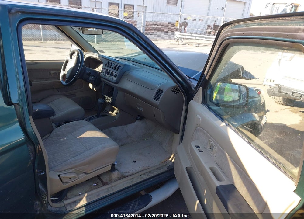 2000 NISSAN FRONTIER SE-V6/XE-V6 VIN: 1N6ED27T3YC392985