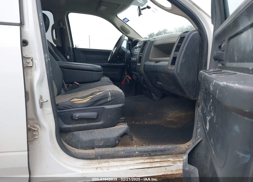 2011 RAM RAM 1500 VIN: 1D7RV1GP7BS533221