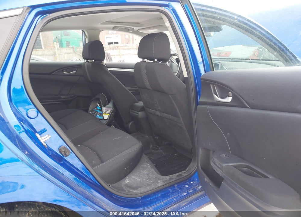 2019 HONDA CIVIC EX VIN: 19XFC1F39KE019925