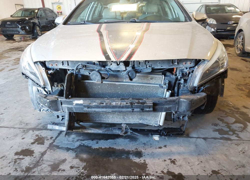 2015 HYUNDAI SONATA LIMITED VIN: 5NPE34AF8FH194098