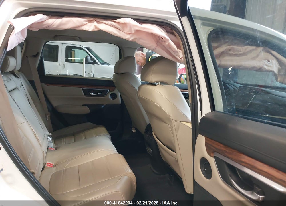 2017 HONDA CR-V VIN: 2HKRW2H86HH690749