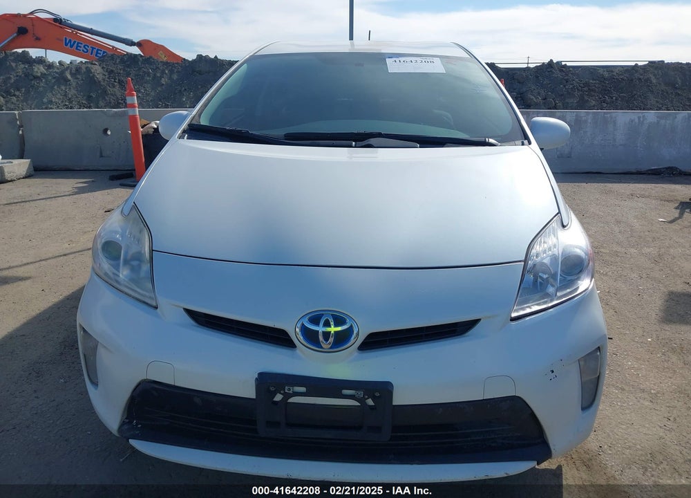 2013 TOYOTA PRIUS VIN: JTDKN3DU2D5584452