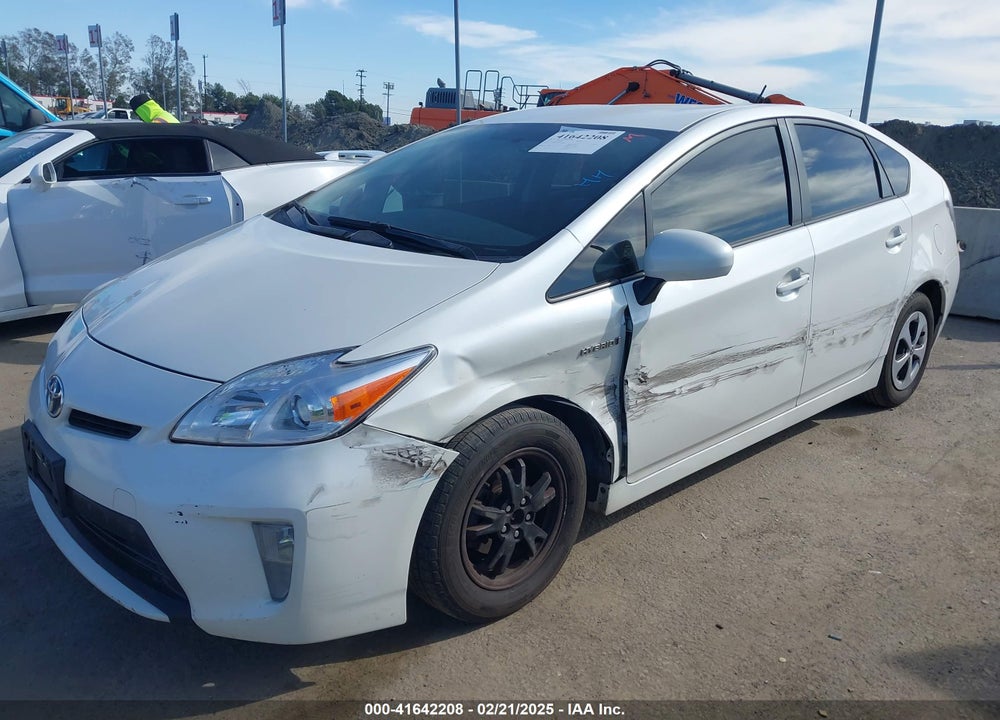 2013 TOYOTA PRIUS VIN: JTDKN3DU2D5584452