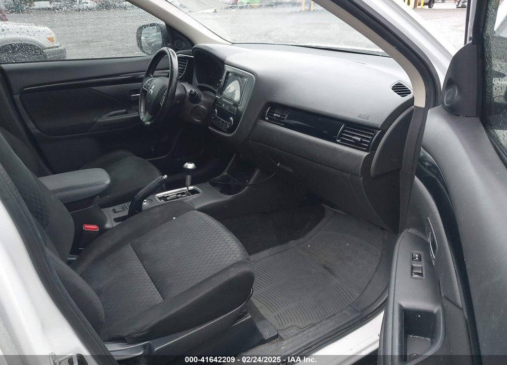 2014 MITSUBISHI OUTLANDER SE VIN: JA4AZ3A37EZ018836