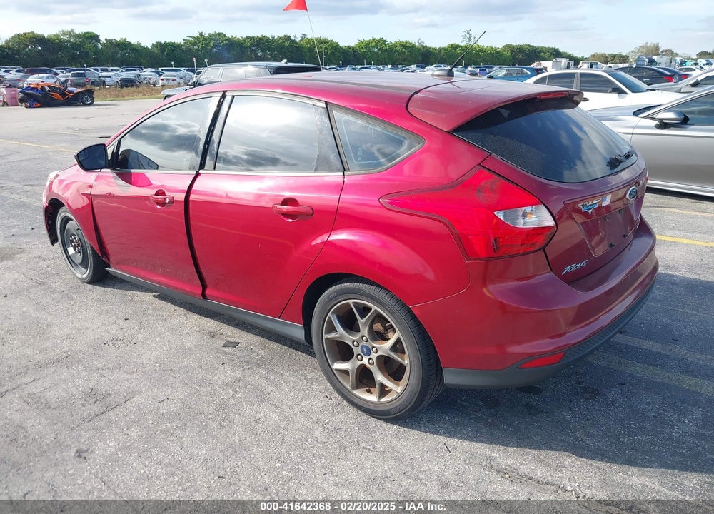 2014 FORD FOCUS VIN: 1FADP3K28EL410280