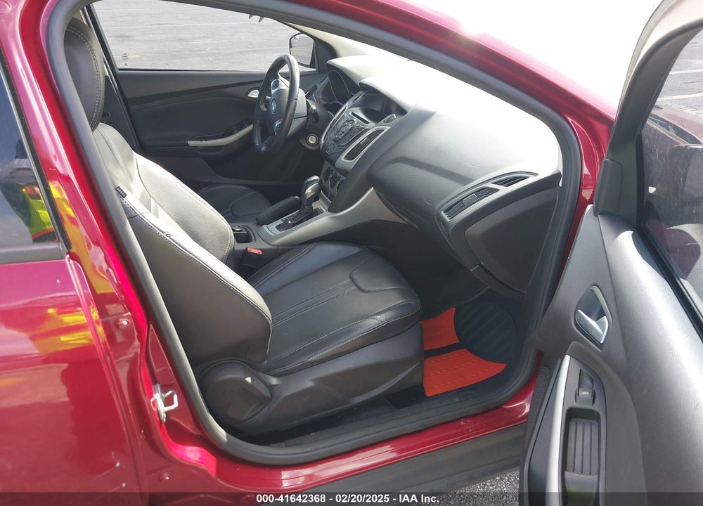 2014 FORD FOCUS VIN: 1FADP3K28EL410280