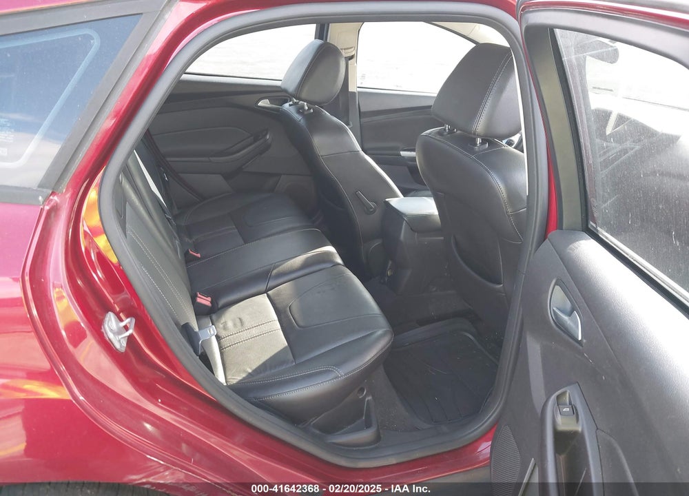 2014 FORD FOCUS VIN: 1FADP3K28EL410280