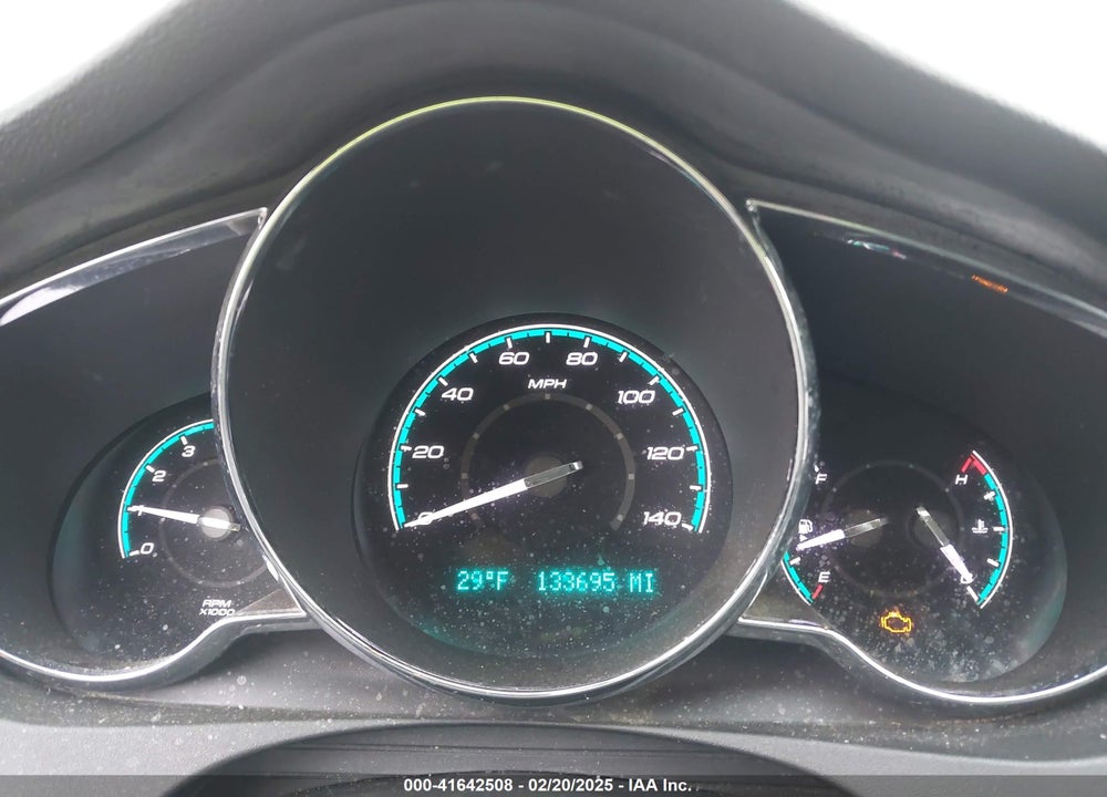 2011 CHEVROLET MALIBU 1LT VIN: 1G1ZC5E11BF266259