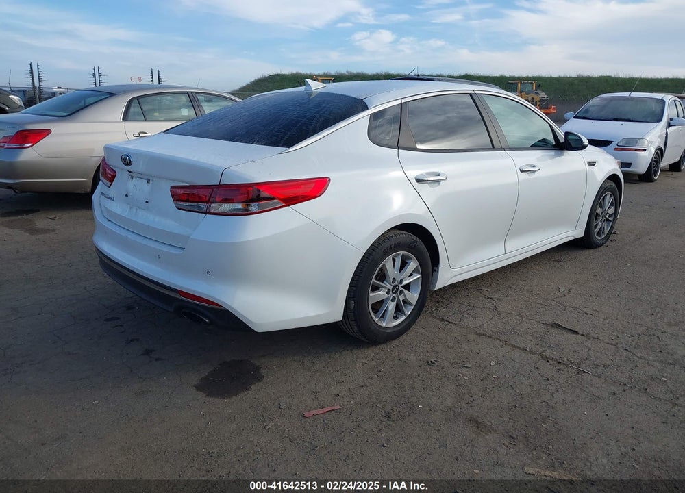 2018 KIA OPTIMA VIN: KNAGT4L33J5198951
